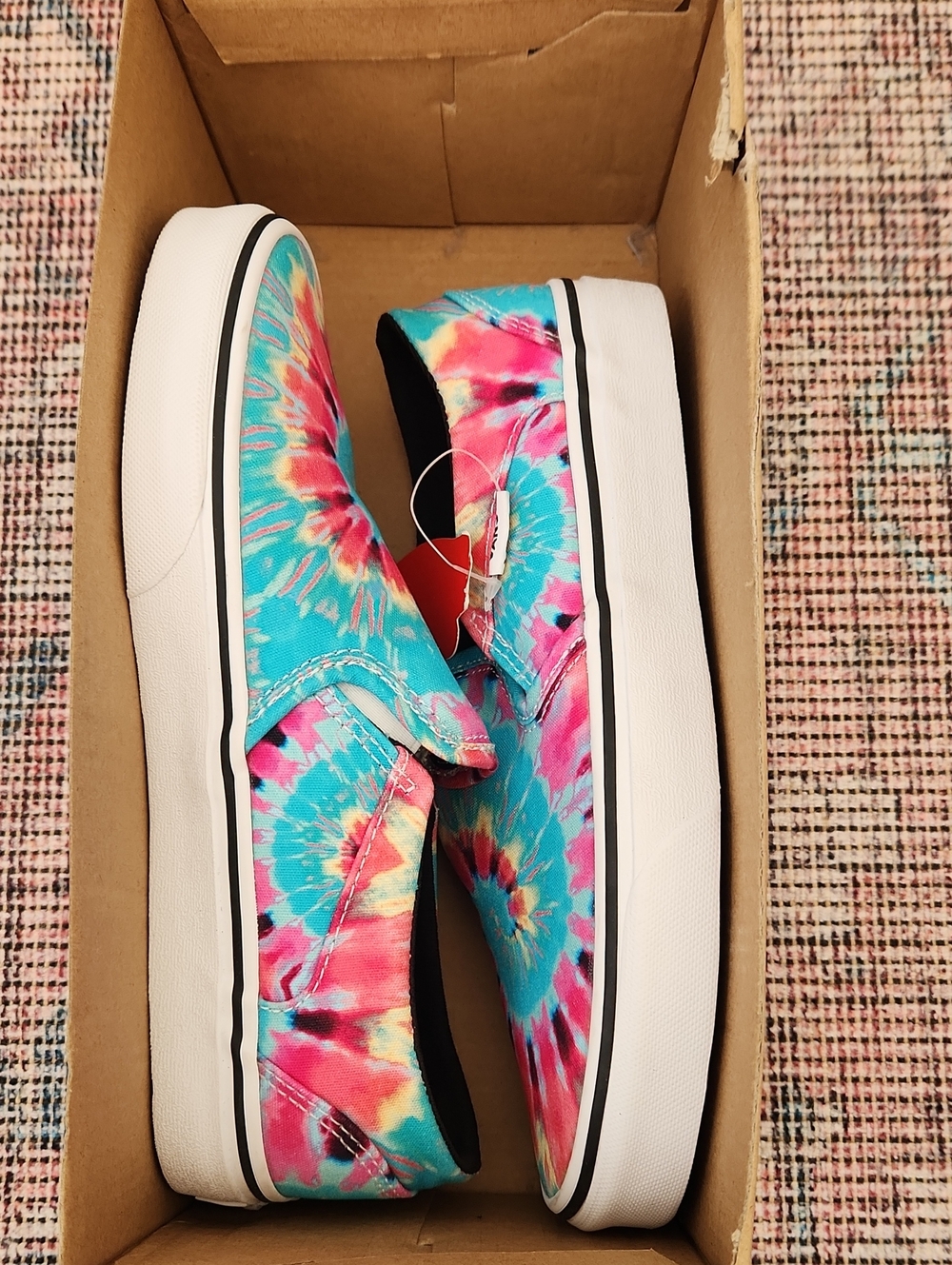 NWT Vans Slip Ons 7.5 Tie Dye